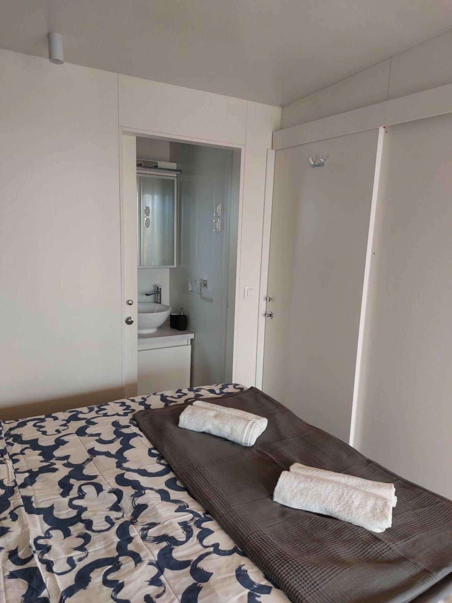 Hidden Gem Of Croatian Dalmatia, Mobile Klara Apartment