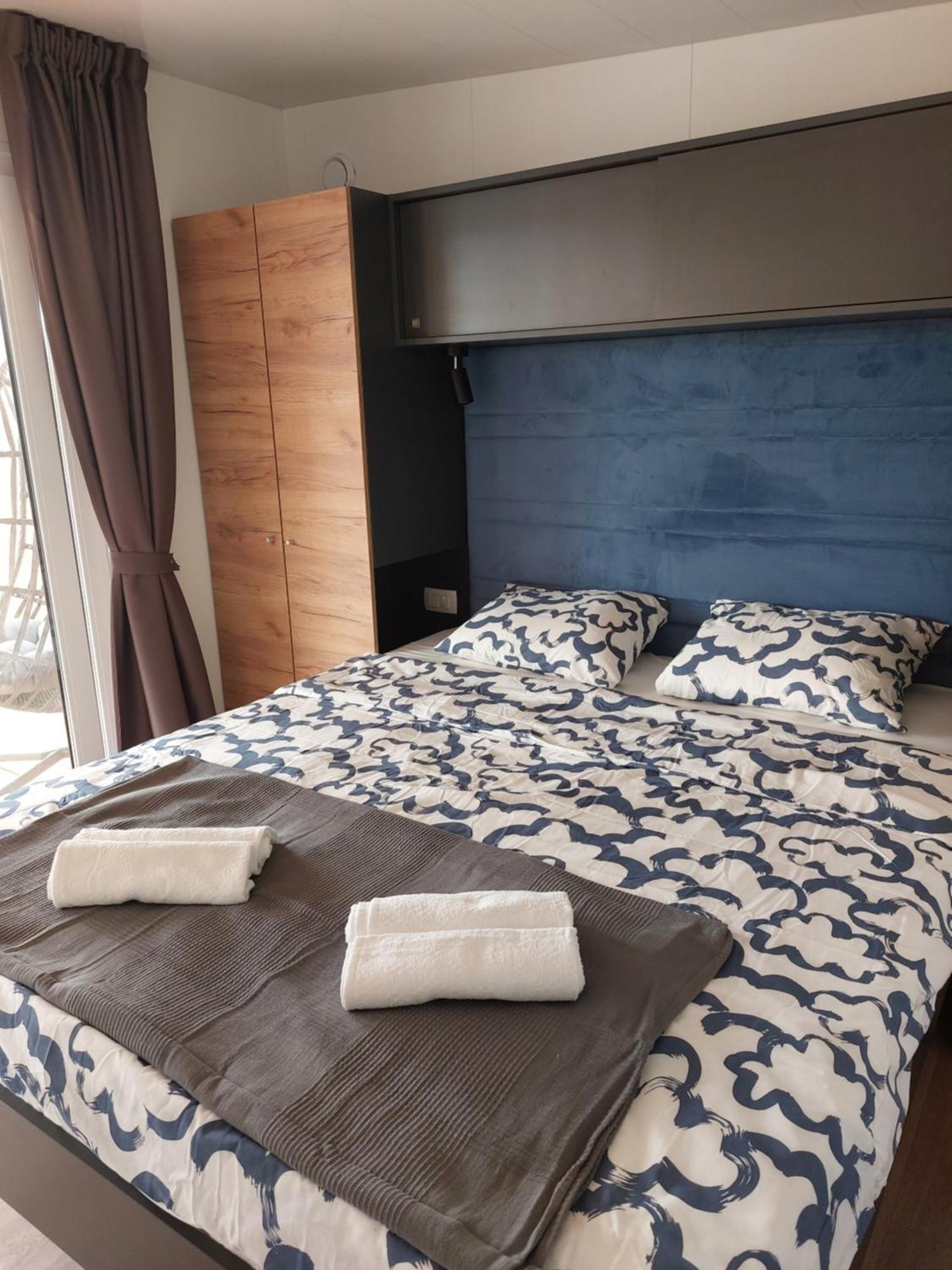 Hidden Gem Of Croatian Dalmatia, Mobile Klara Apartment *